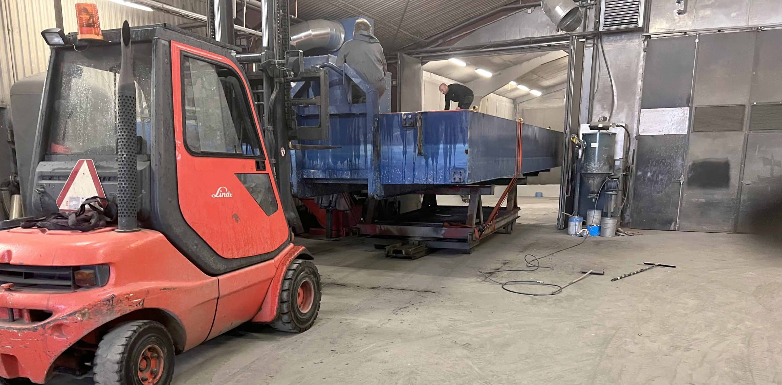 Här får även stora gods plats att Epoximålas